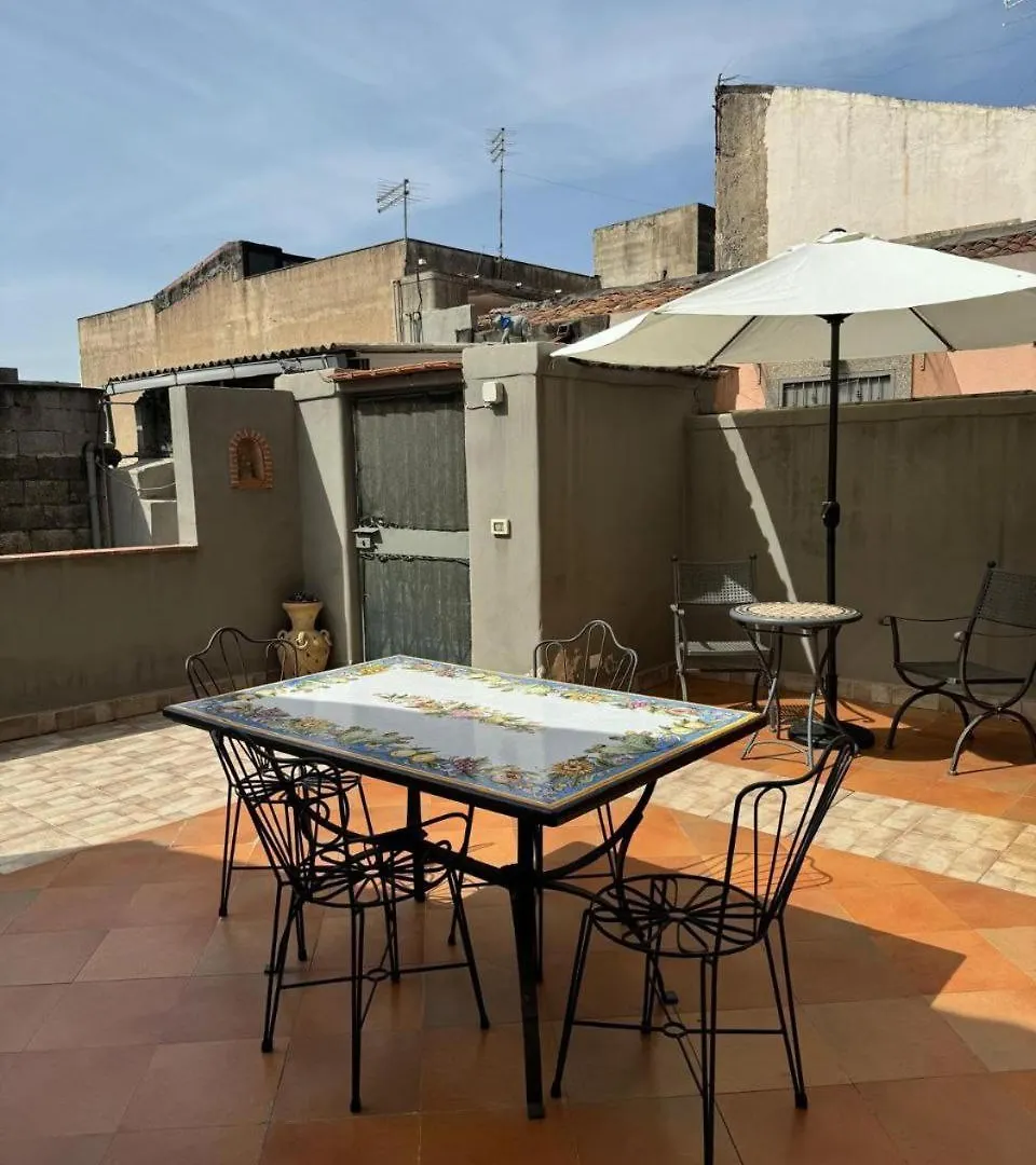 Apartament La Casa Del Mulino Katania