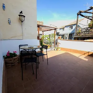 Appartamento La Casa Dietro Le Quinte, Aeroporto di Catania Fontana Rossa
