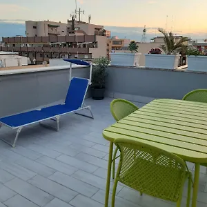  Apartament Attico Con Terrazza A Włochy