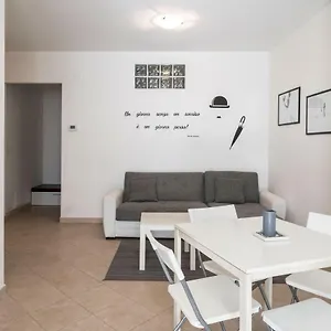  Apartament Happy Włochy